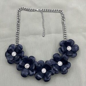 NECKLACE Silver Tone Chain Black 3D Flowers Rhinestone Centers, 3” Extend.